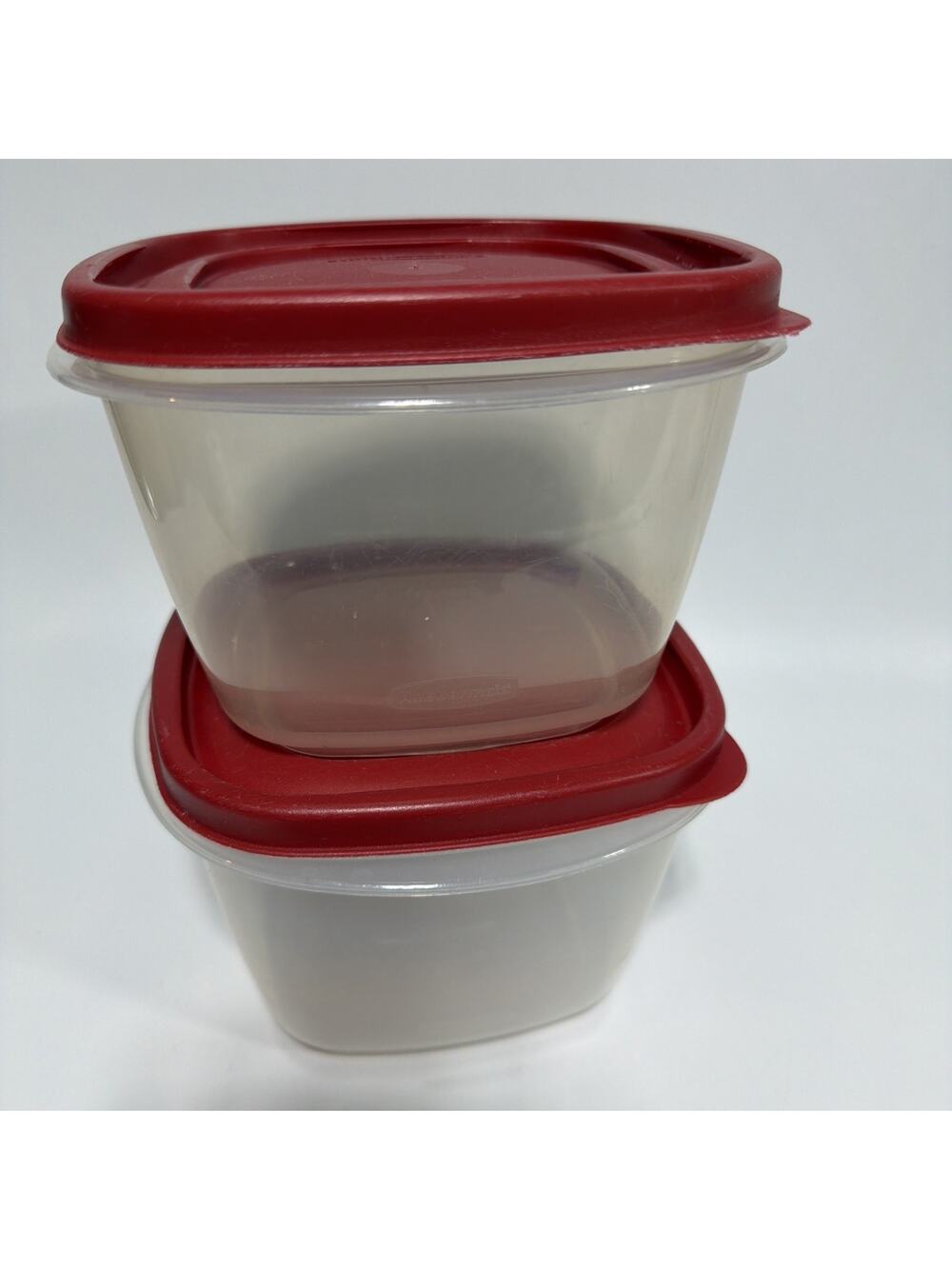 Set 2 Rubbermaid 7J63 Food Storage Containers 7 Cup Red Lids 7J64